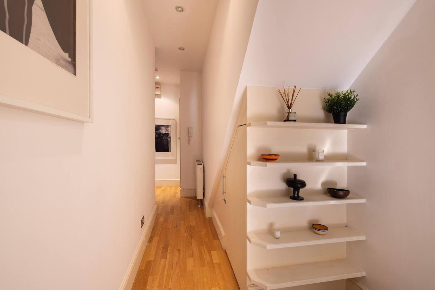 Niru Experience Huge Private Terrace Apartment Лондон Екстериор снимка